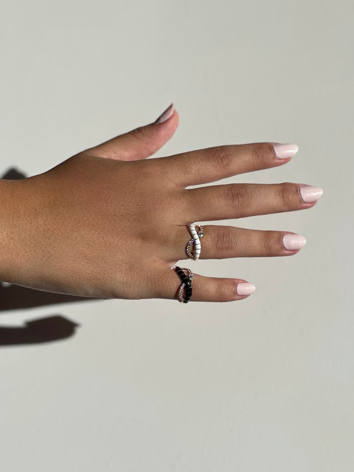 Medusa Enamel Ring