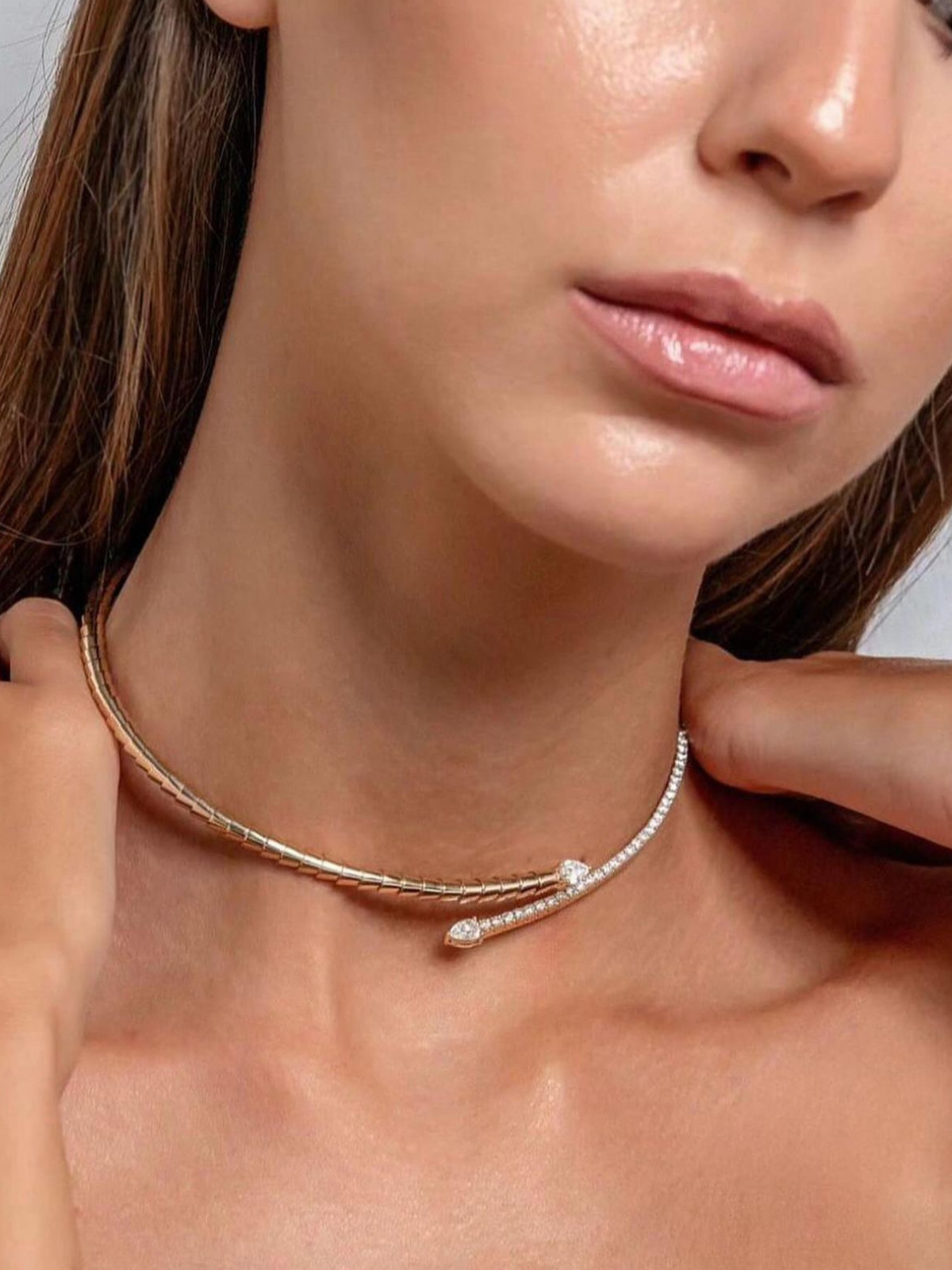 Medusa Choker